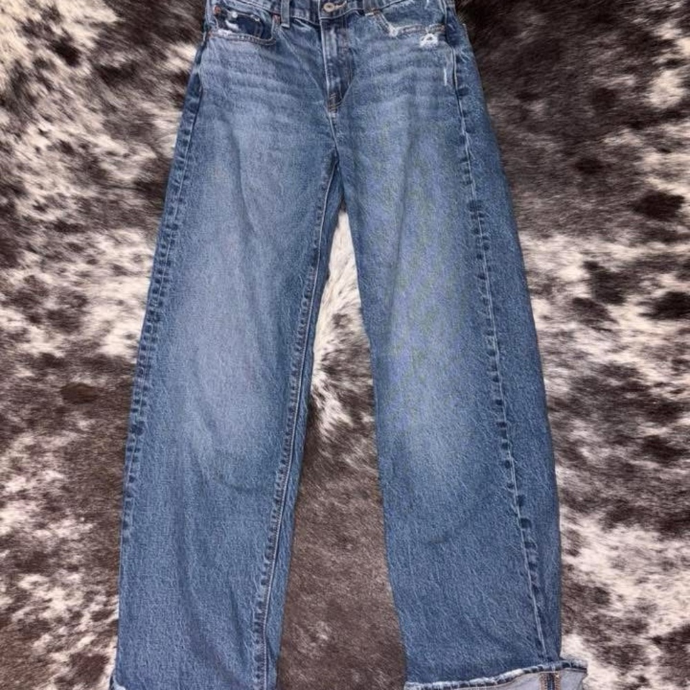 American Eagle Outfitters Light Blue Straight Leg cuffed Jeans